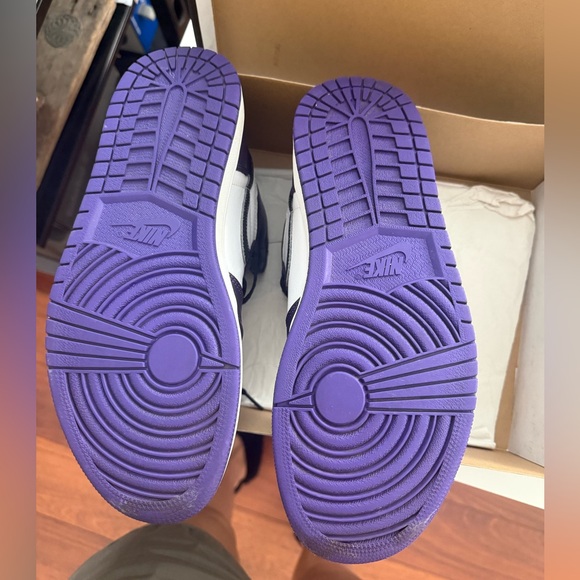 Nike Jordan 1 Mid Trainers Size 10.5 - Picture 5 of 7